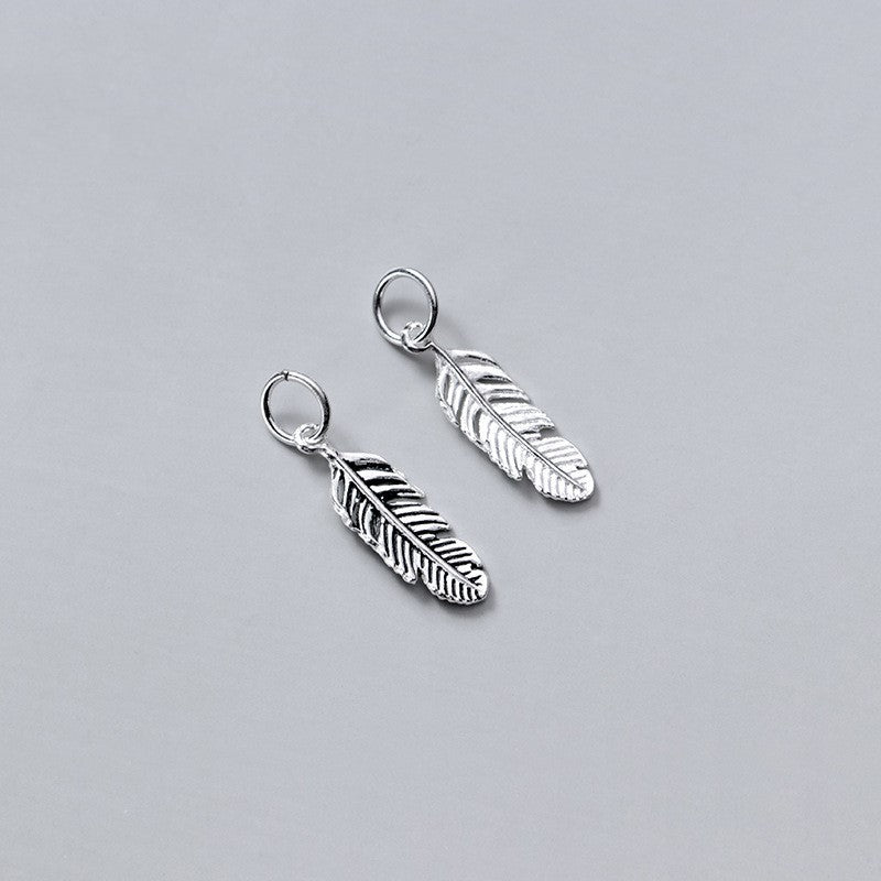 Small feather pendant pendant DIY handmade jewelry