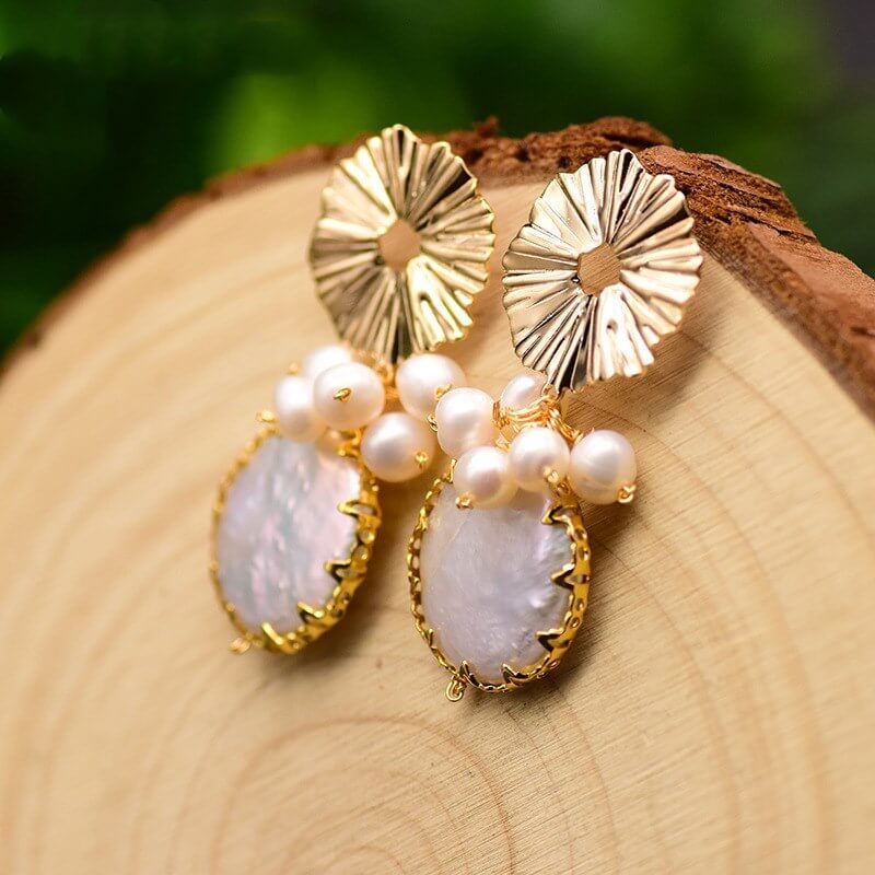 Freshwater pearl earrings for special occasions