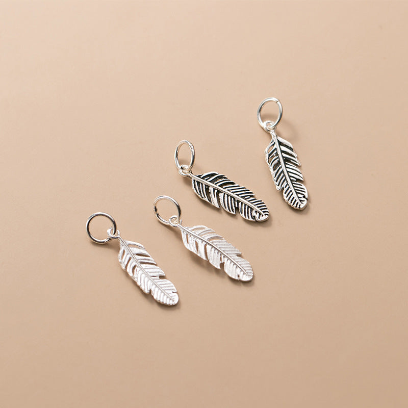 Small feather pendant pendant DIY handmade jewelry